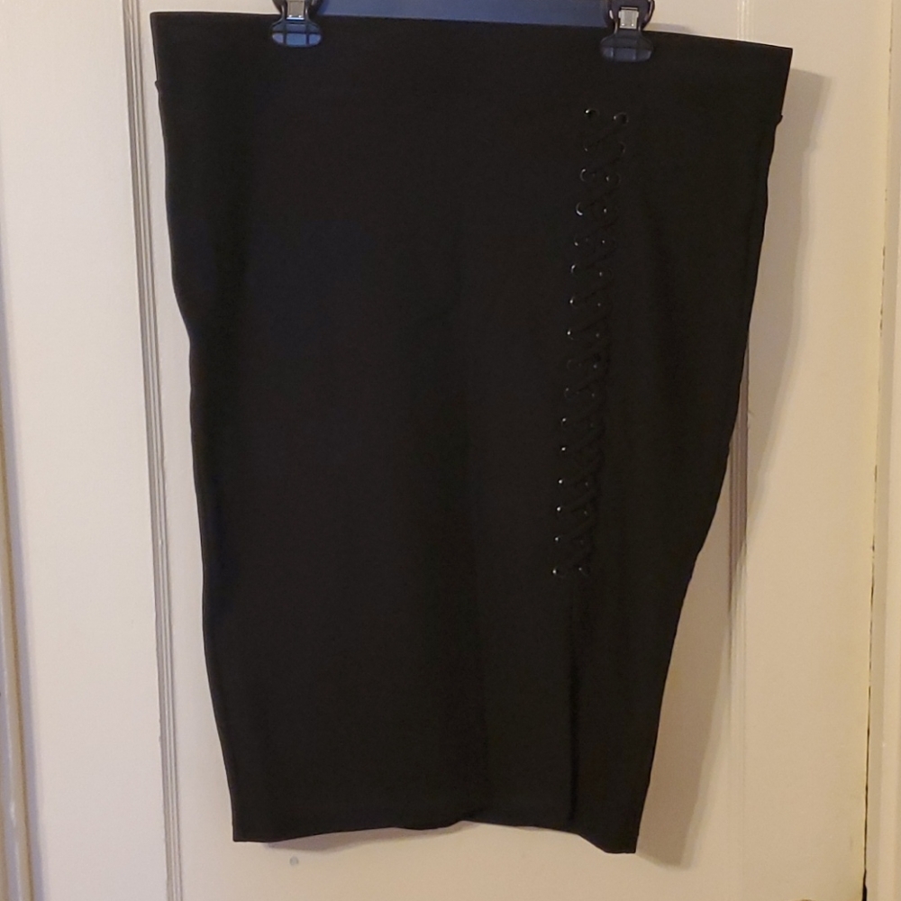Lace up pencil skirt